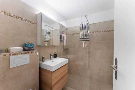 -Bathroom -Bathroom