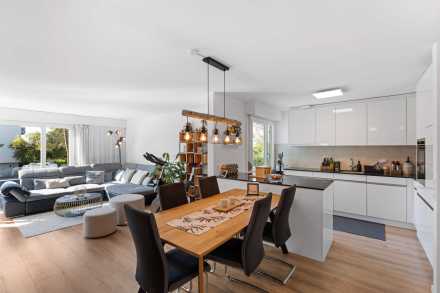 DinnerLivingroom DinnerLivingroom